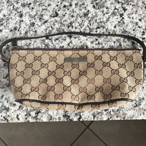 Gucci Canvas Boat Pochette - Picture 9 of 10